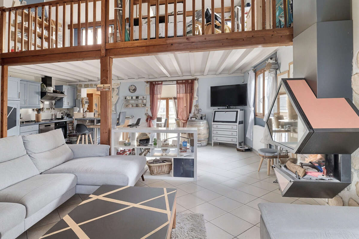 Maison à MIONS