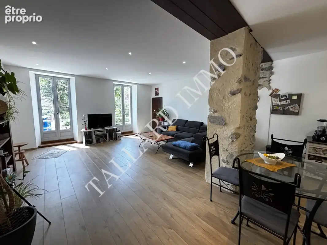 Exclusivité Tallard centre lumineux appartement entièrement rénové + dépendances - photo 9