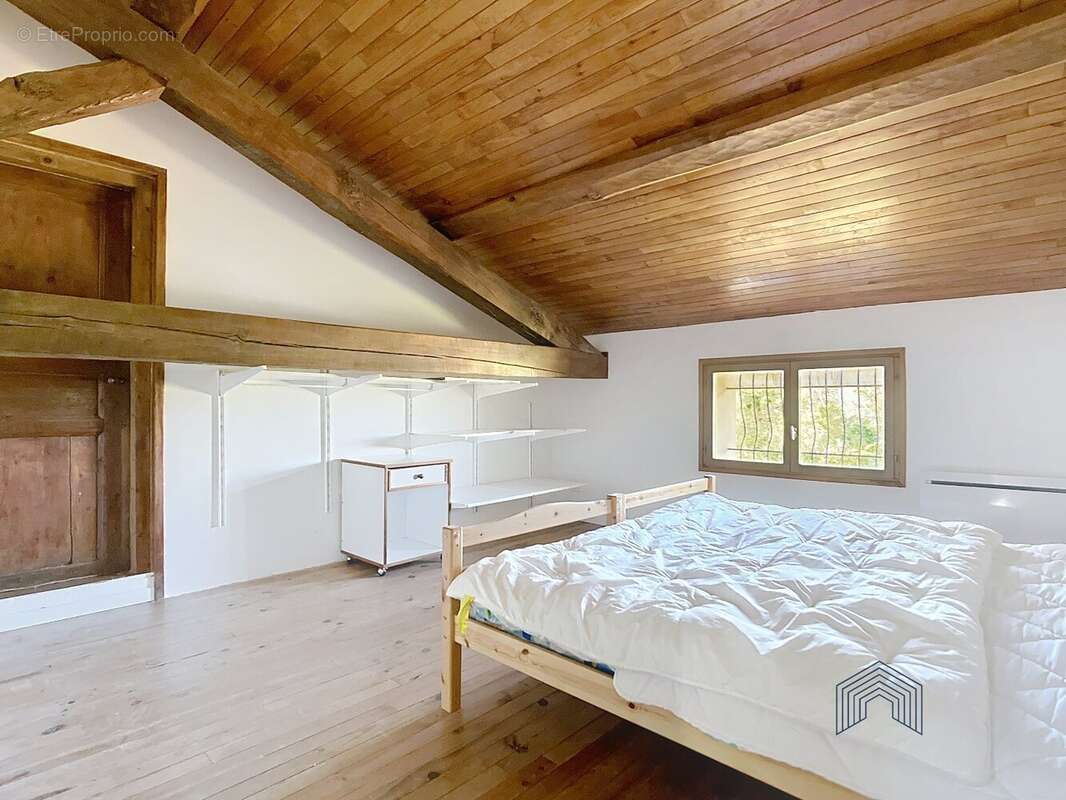 Maison à SAINT-SULPICE