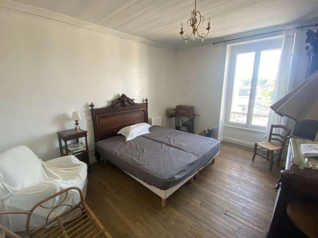 Maison à SAINT-PRIVAT