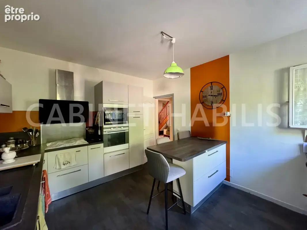 A vendre - maison t5 d'environ 140,77 m2 avec piscine - les avirons - 495 000 € - photo 4