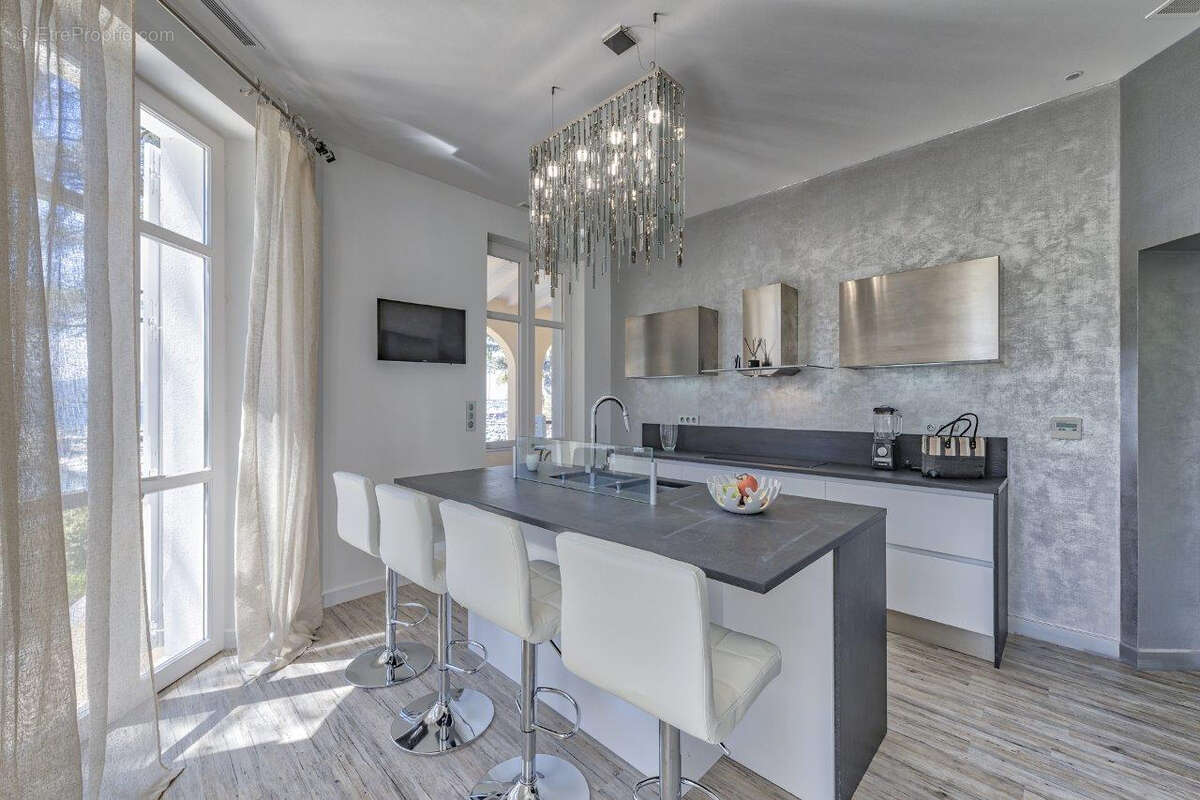 Maison à SAINT-RAPHAEL