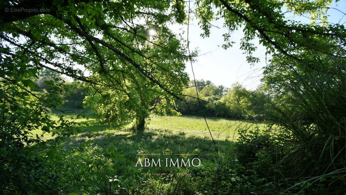 Terrain à BERGERAC
