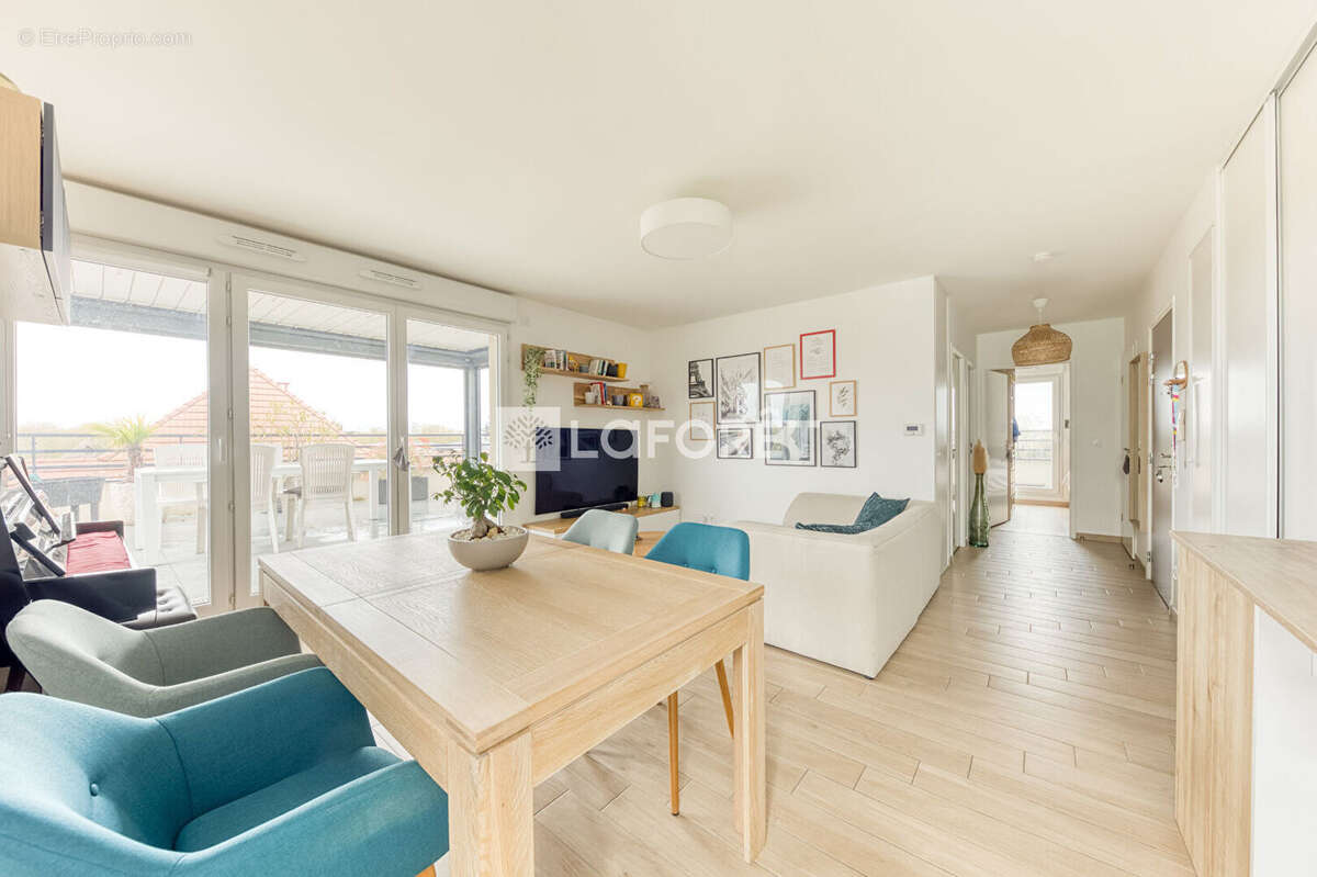 Appartement à PONTAULT-COMBAULT