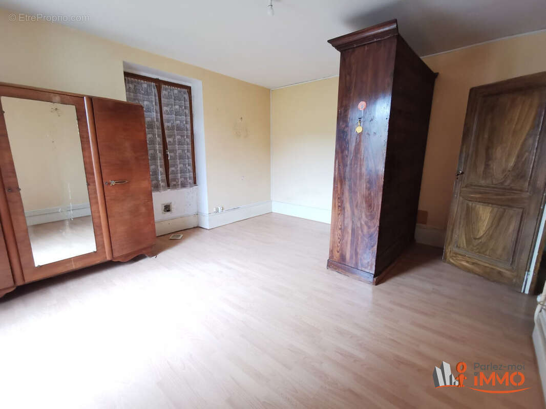 Maison à BOURGOIN-JALLIEU