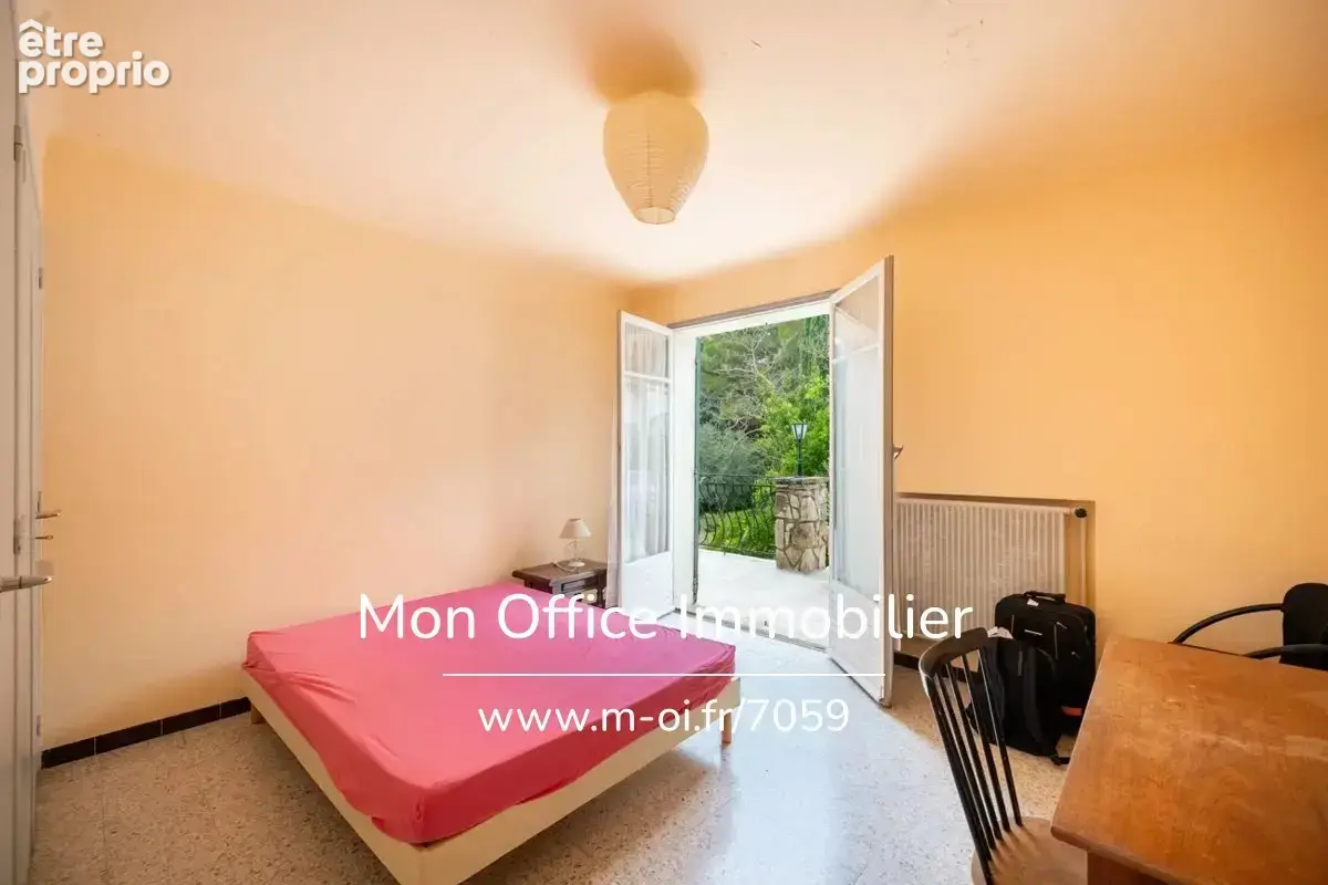 Référence : 7059-SBA - Maison plain pied - Eguilles - Fort potentiel - Piscine - photo 15
