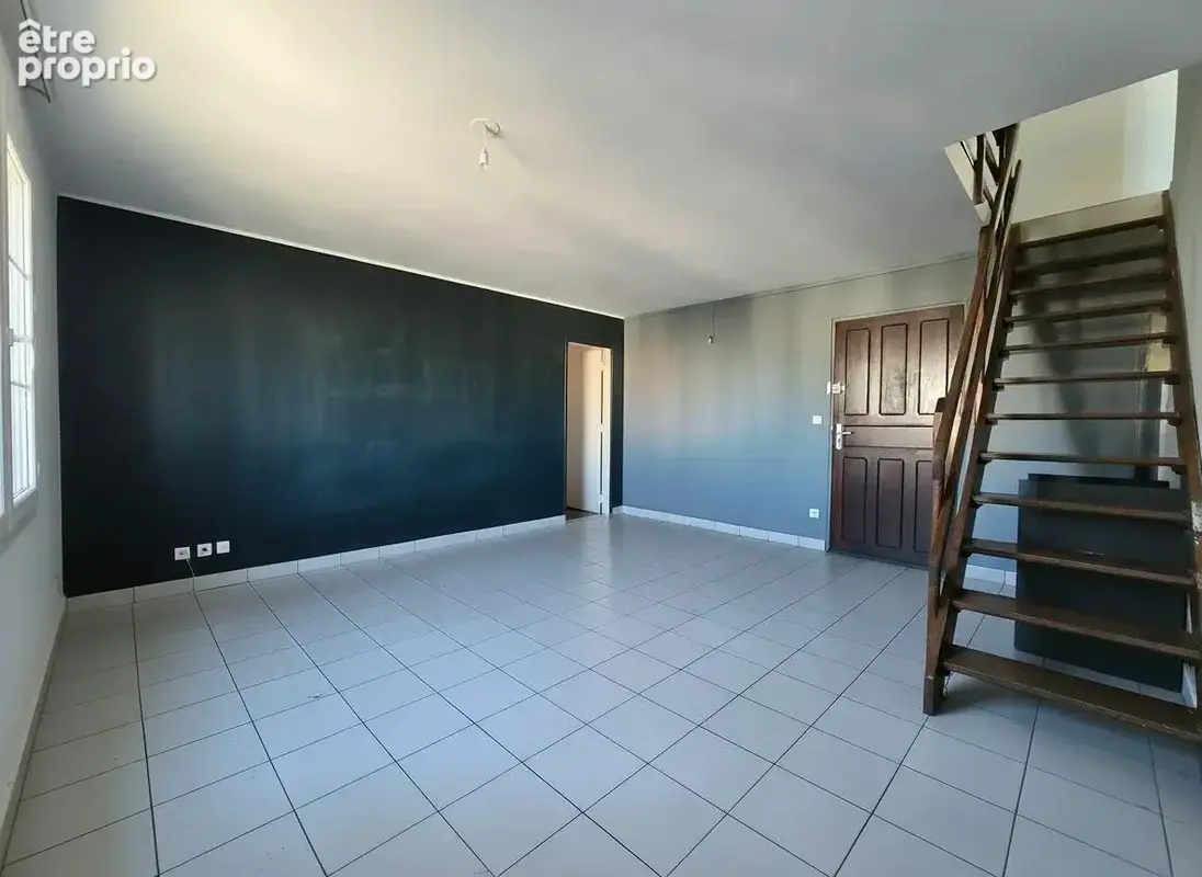 Appartement 71 m² à Le Port  - photo 4