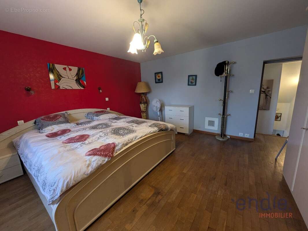 Maison à RAY-SUR-SAONE