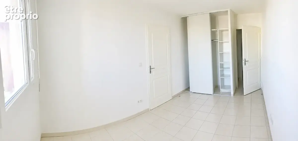 Appartement t2 avec terrasse et parking - photo 2