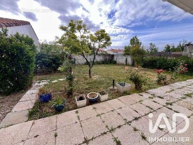Maison 121 m² à Challans  - photo 2