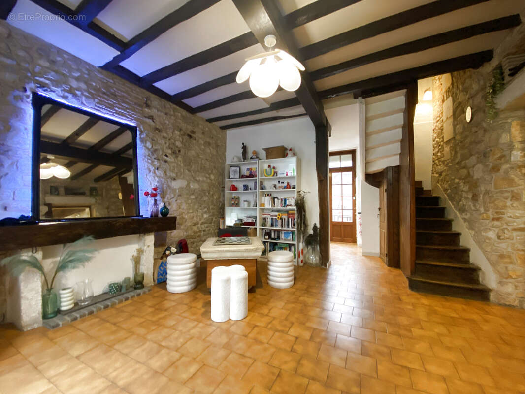 Maison à LA ROCHEFOUCAULD