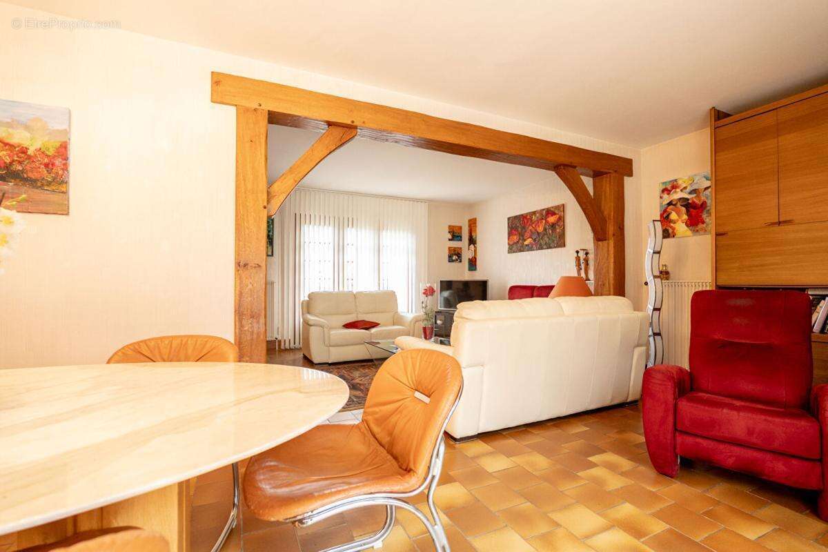 Maison à CELLETTES