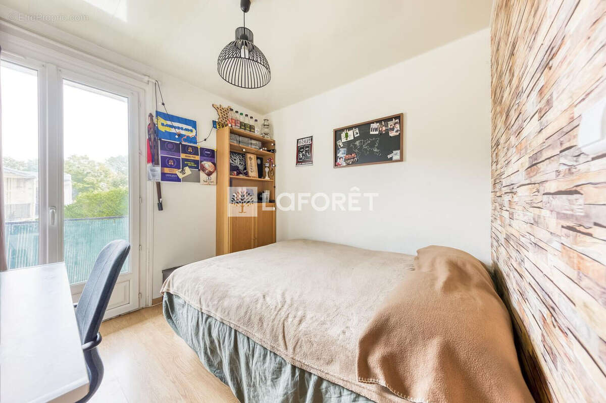 Appartement à PONTAULT-COMBAULT