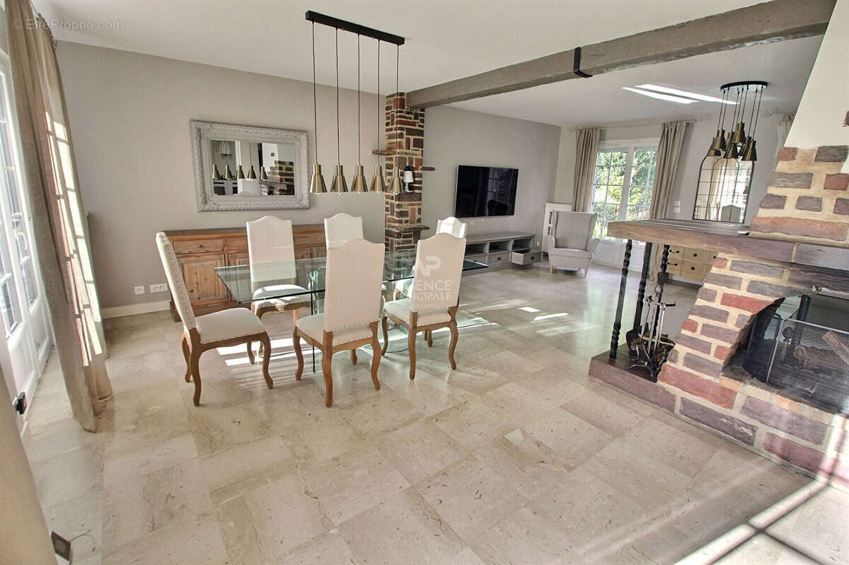 Maison à VERNOUILLET