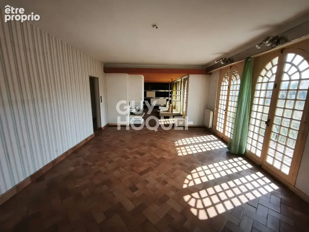 Maison de 183m², 5 chambres et dependance - photo 4