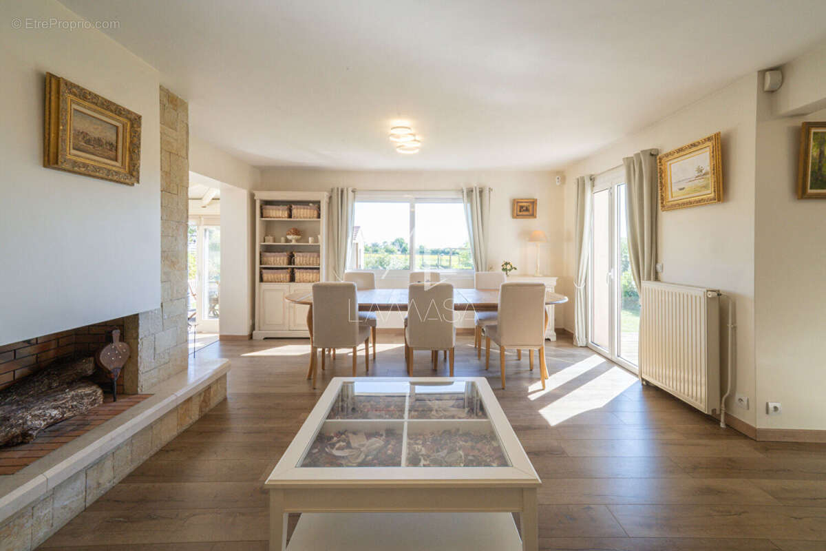 Maison à THORIGNY-SUR-MARNE