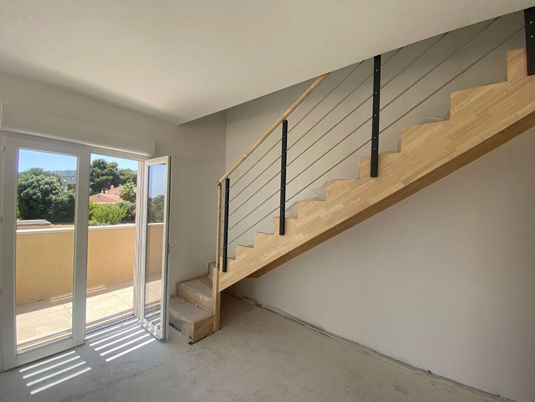 T4 en duplex, double garage, terrasses, vue mer - photo 10