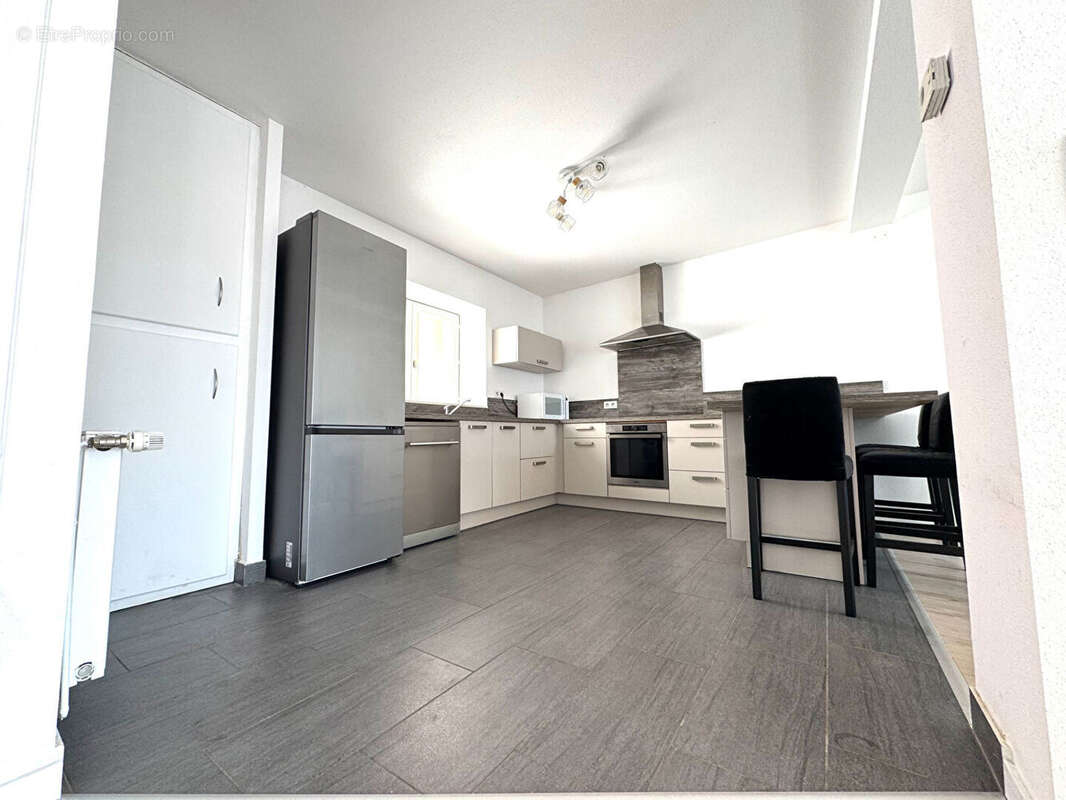 Appartement  5 pièce(s) 105.24 m2 - photo 2