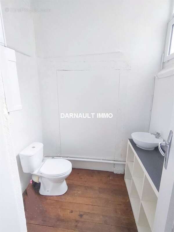 Commerce à BAGNERES-DE-LUCHON