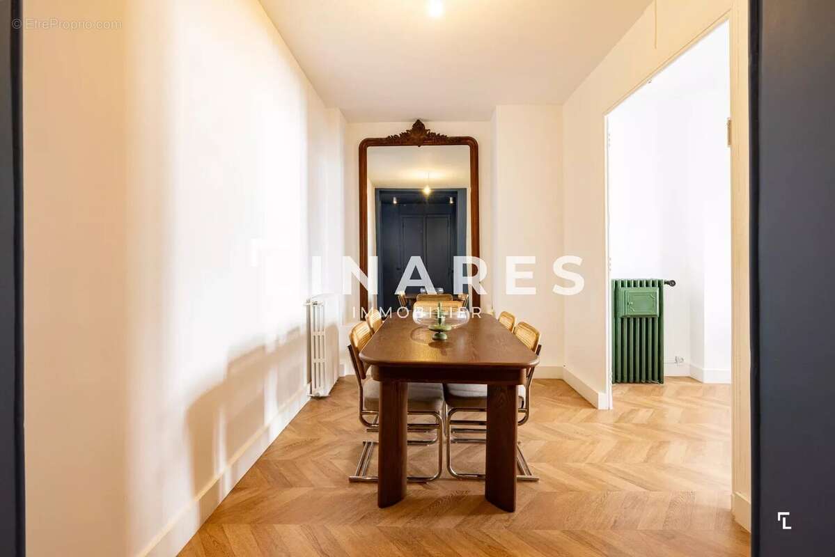 Appartement à MARSEILLE-6E