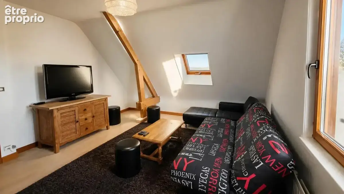 Maison de 8 pièces de 180 m² divisée en 4 appartements - photo 7