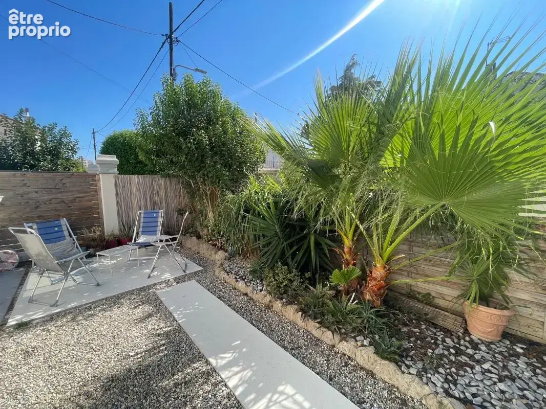 A vendre la seyne sur mer 83500 maison 5 pieces 3 chambres jardin - photo 3
