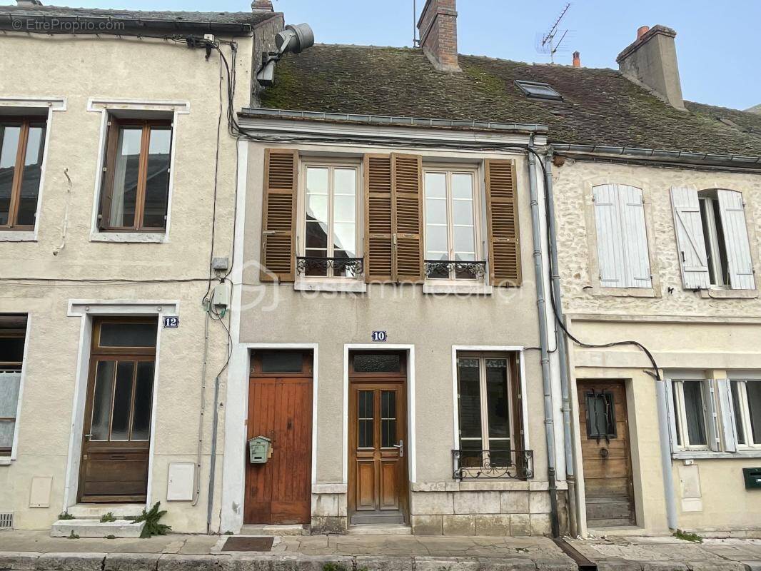 Maison à CHATEAU-LANDON