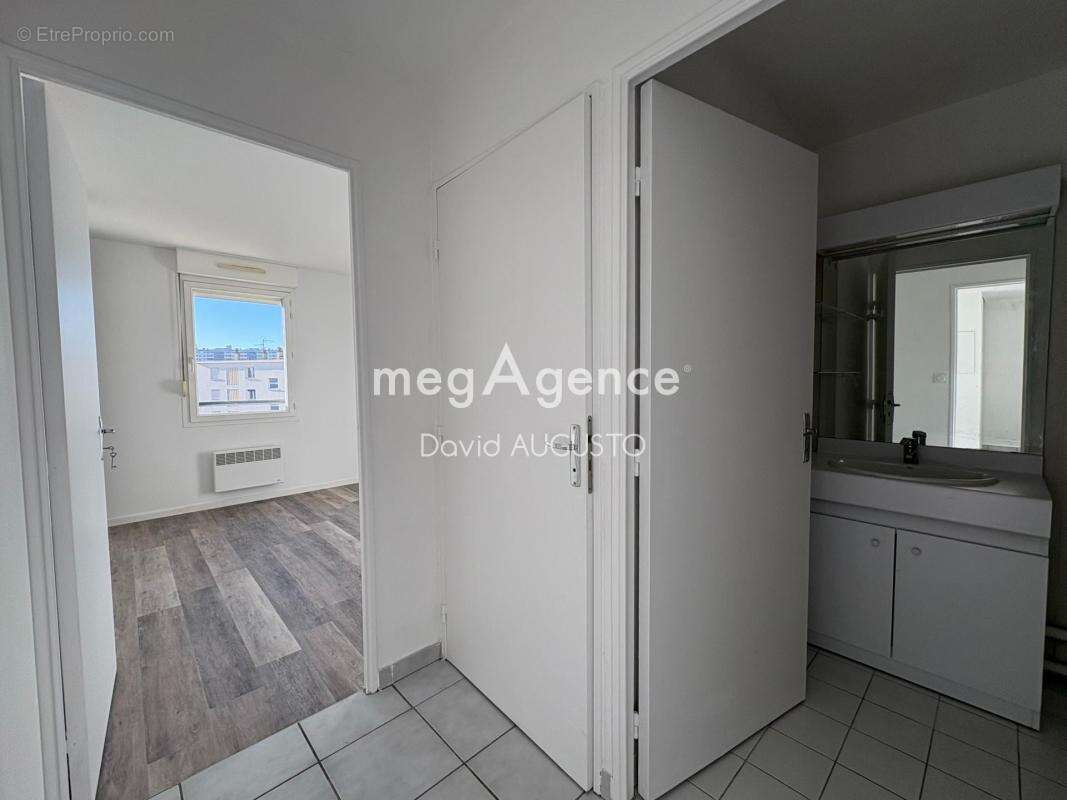 Appartement à LYON-8E