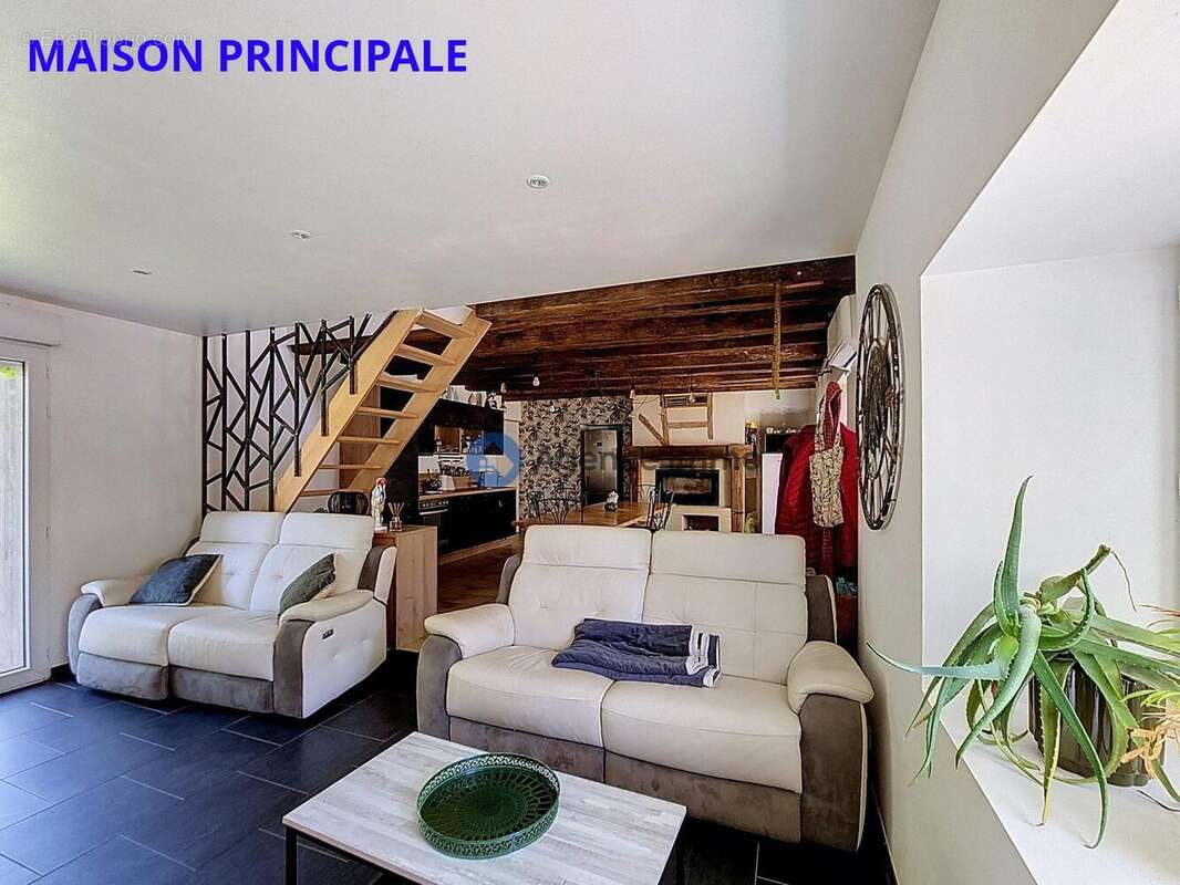 Maison à NEUILLE-PONT-PIERRE