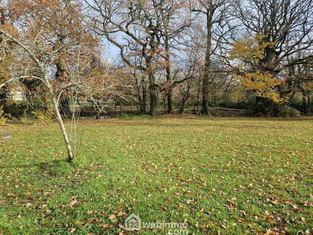 Terrain à VENANSAULT