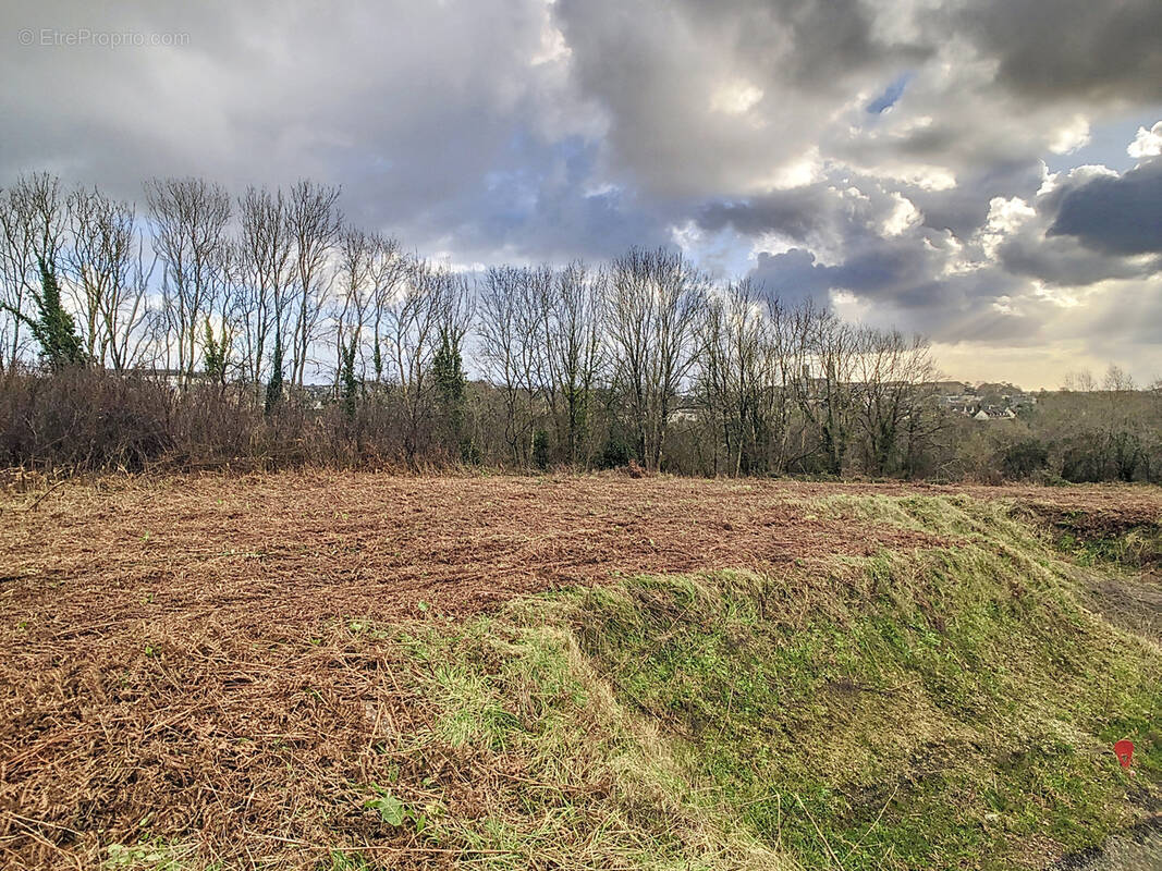 Terrain à COUTANCES
