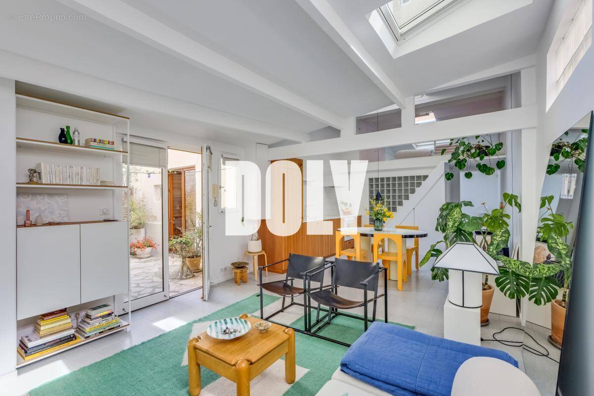 Maison à PARIS-11E