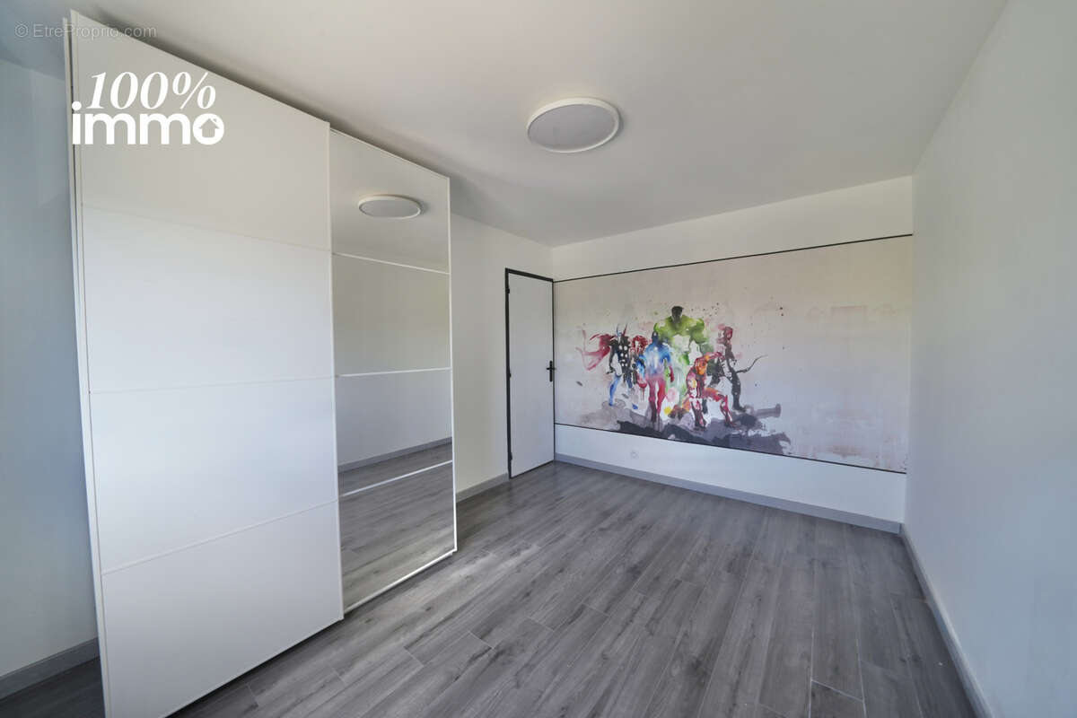 Maison à PESSAT-VILLENEUVE