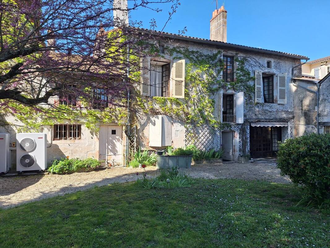 Maison à CIVRAY