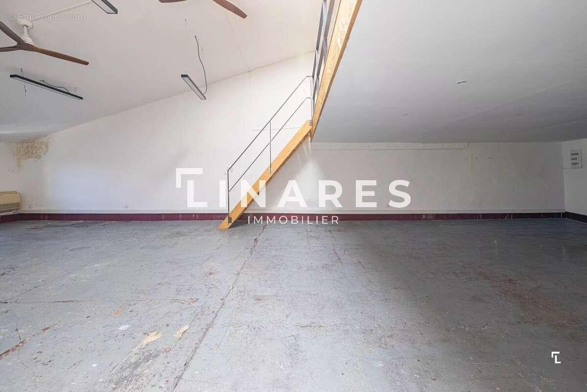 Appartement à MARSEILLE-2E