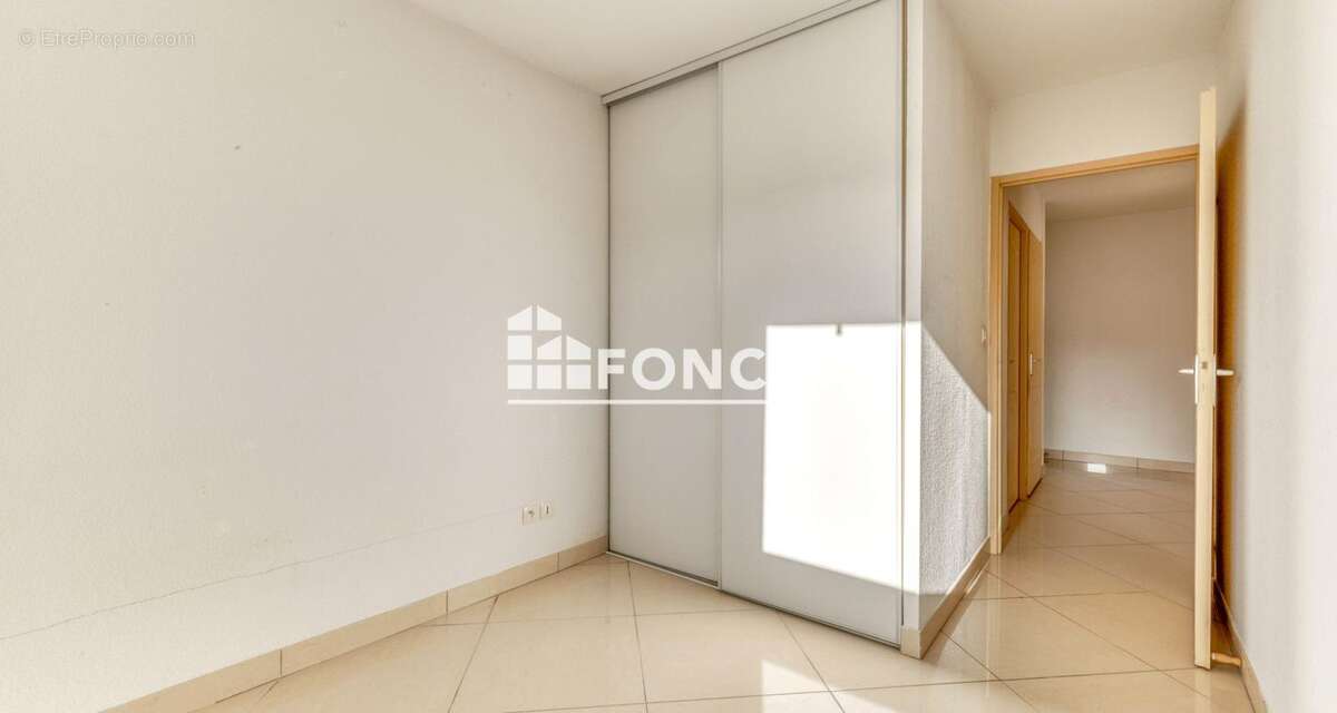 Appartement t3 lumineux avec cellier ! - photo 8