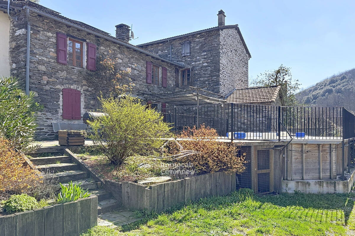 Maison à SAINTE-CROIX-VALLEE-FRANCAISE