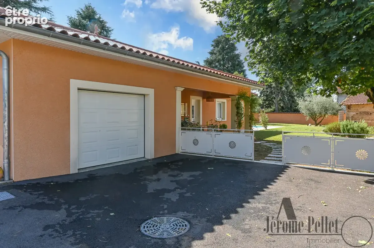 Maison à TERNAY