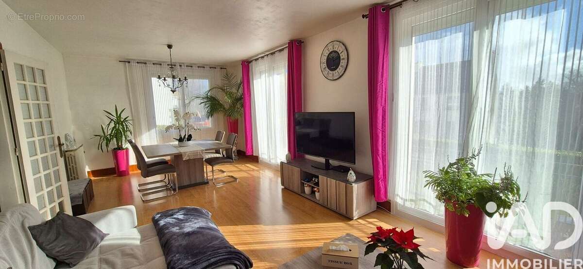 Photo 2 - Maison à CARHAIX-PLOUGUER