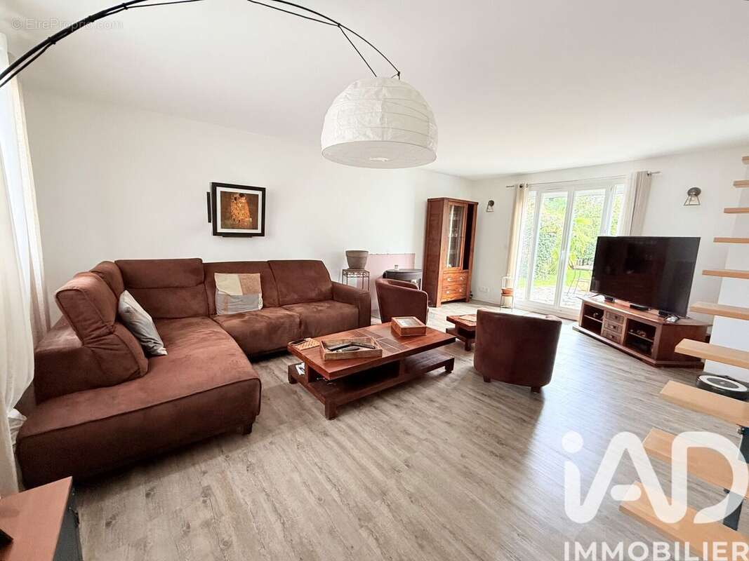 Photo 9 - Maison à SAINT-GERMAIN-LES-CORBEIL