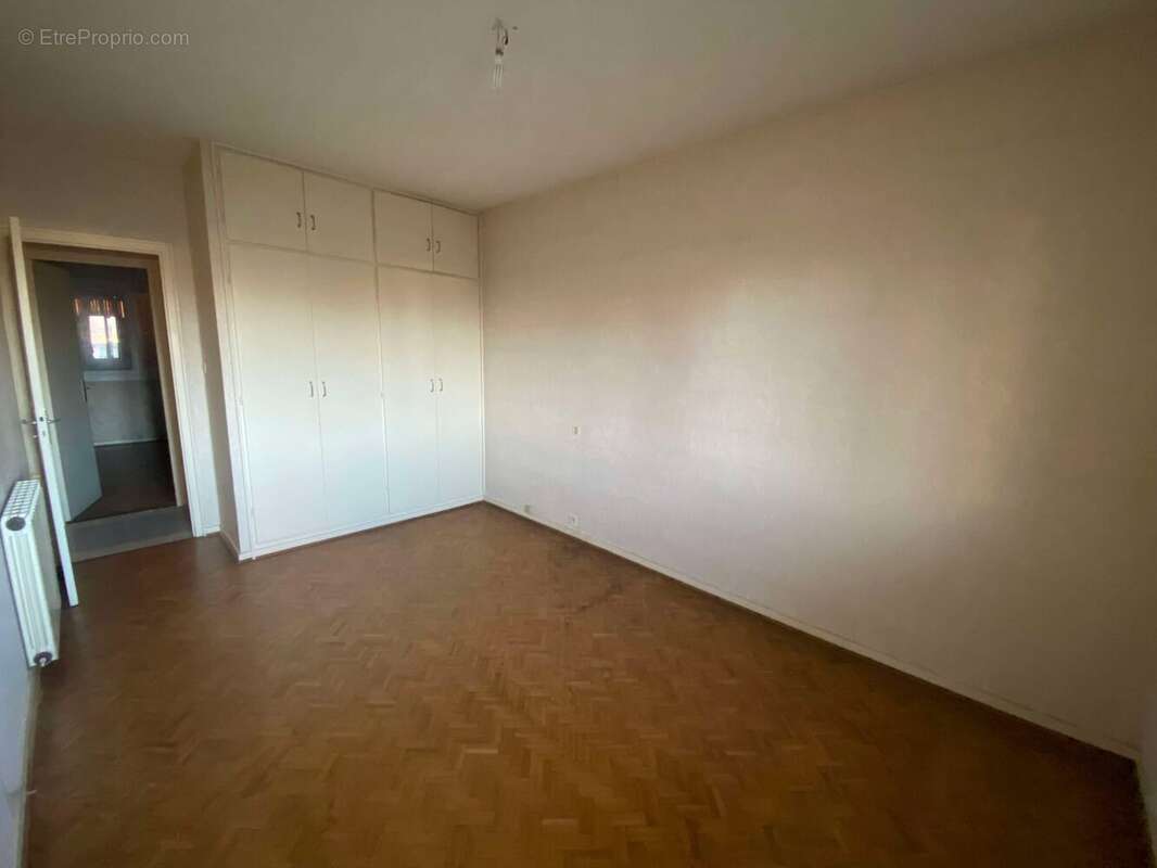 Appartement 65 m² à Bergerac  - photo 5