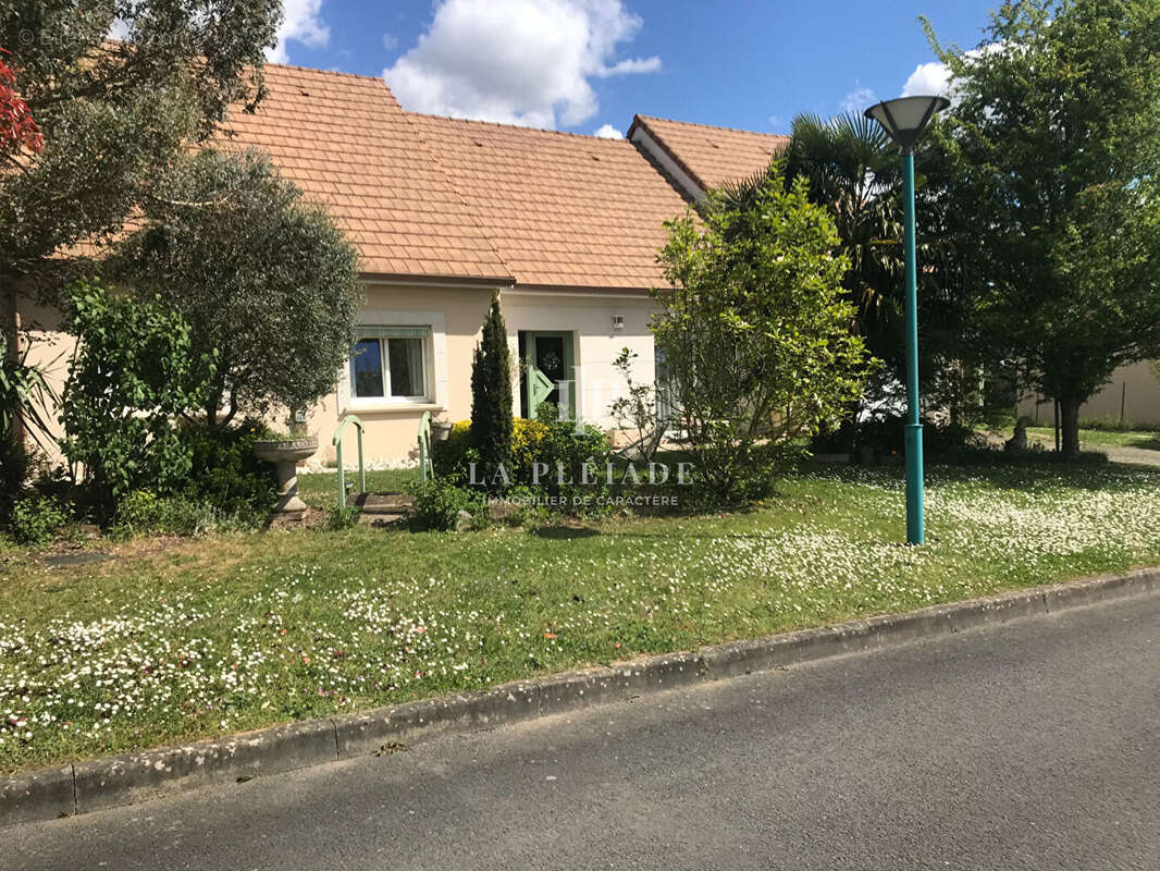 Maison à LAIGNE-EN-BELIN