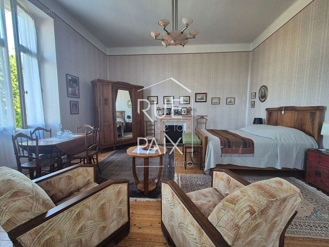 Maison à BASSES