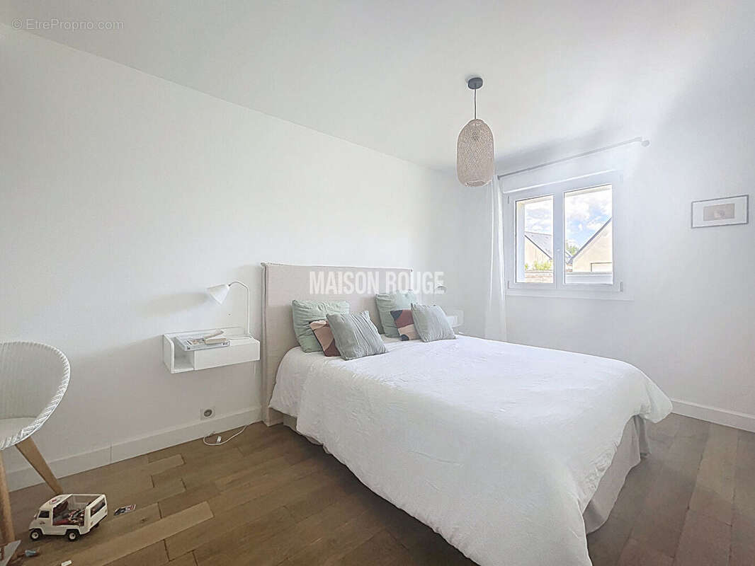 Maison à LE TOUR-DU-PARC