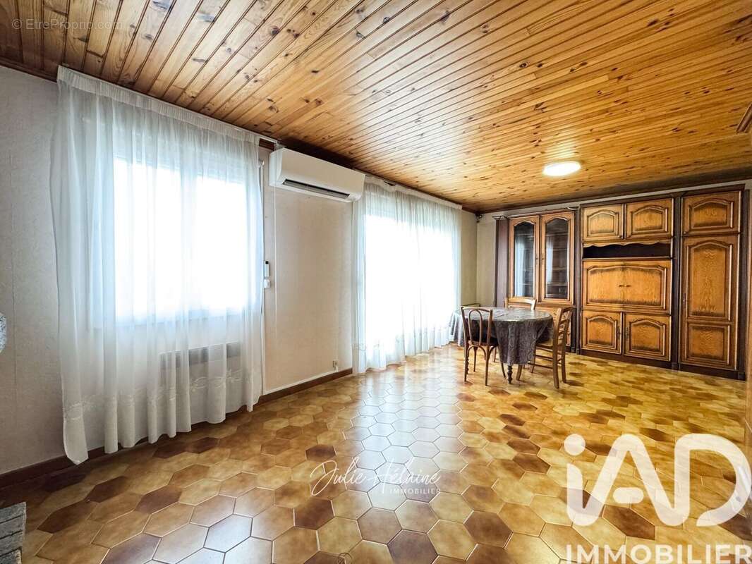 Photo 3 - Maison à BEYNES