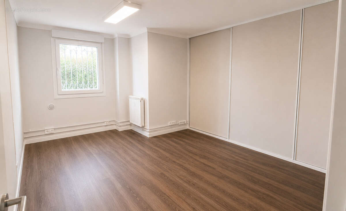 Local commercial 67m2 - photo 5
