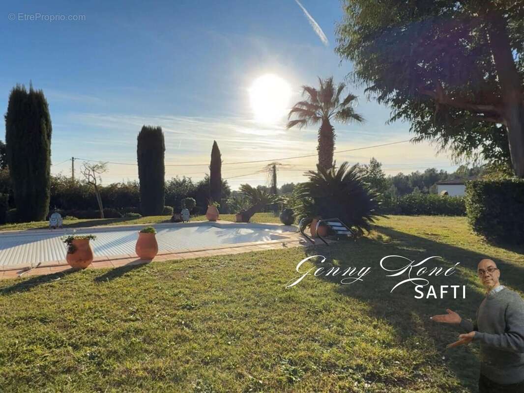 Photo 4 - Maison à LA CADIERE-D'AZUR