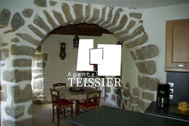 Maison à MALARCE-SUR-LA-THINES