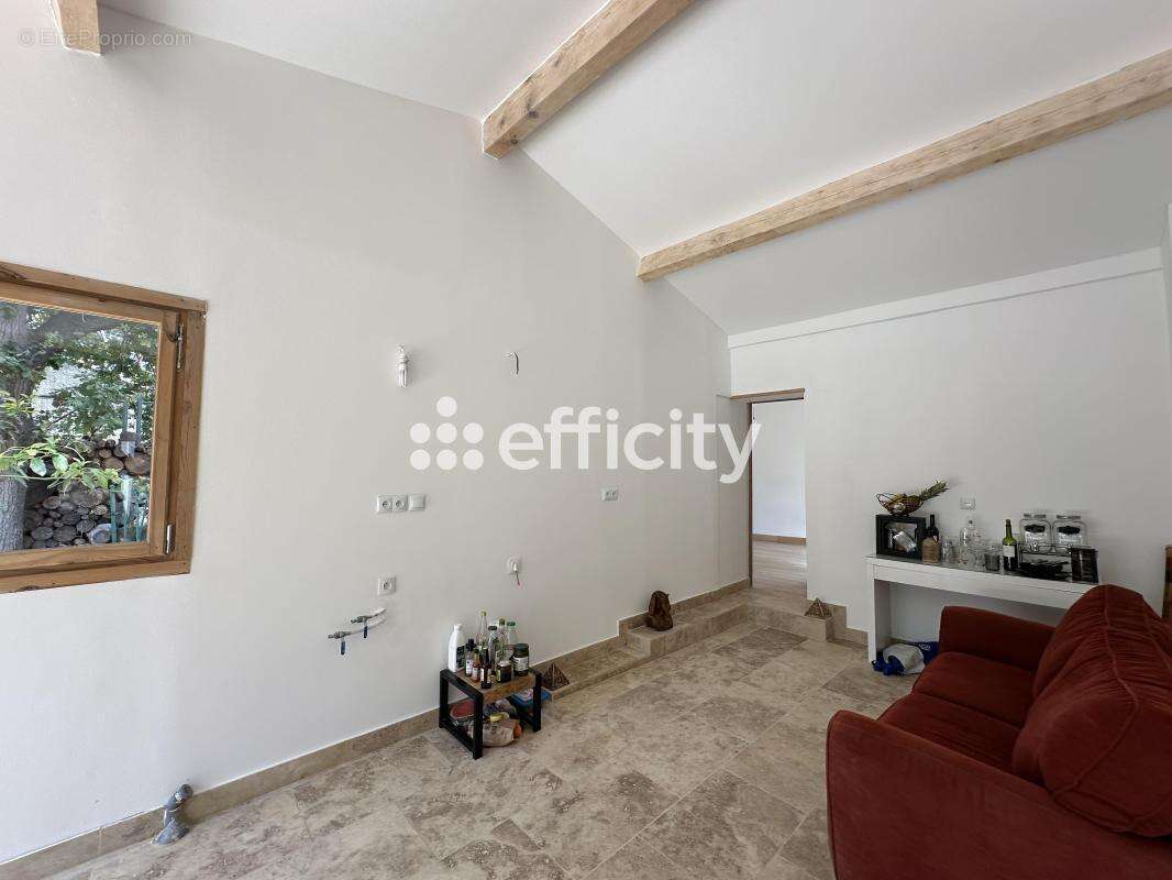 Maison 121 m² à Martigues  - photo 7