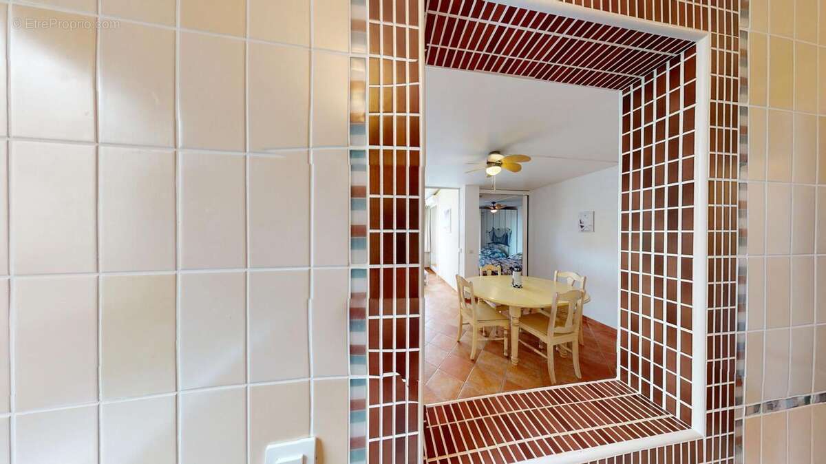 Photo 7 - Appartement à BORMES-LES-MIMOSAS